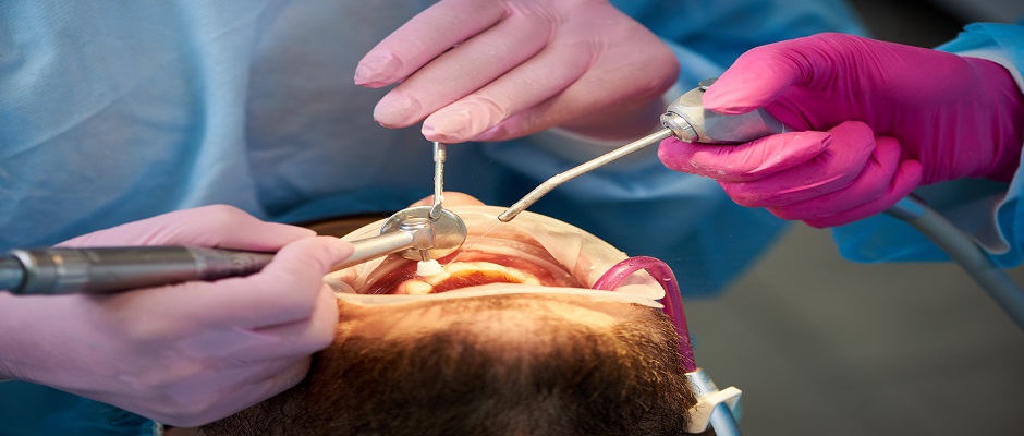 Cosmetic Dentist