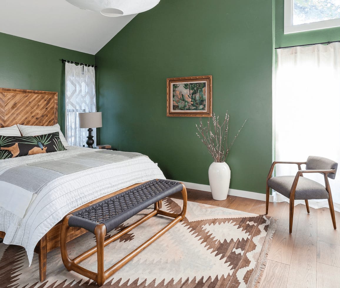 Bedroom repaint finished this week client went bold with a dark green feature wall and we're chuffed with how it turned out.