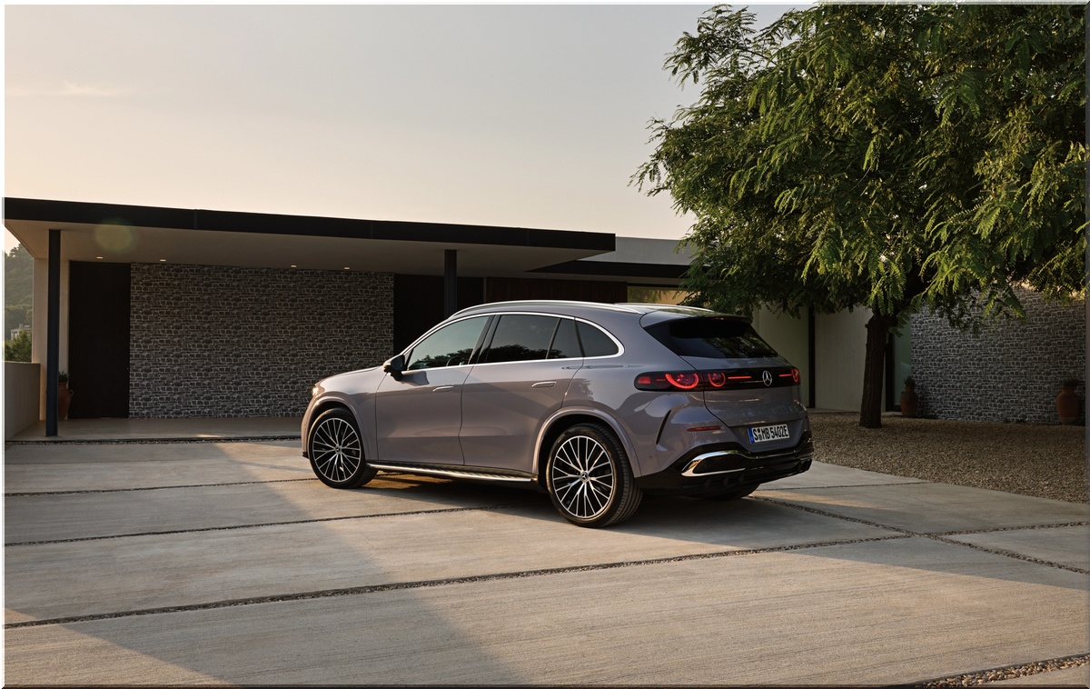 2026 Mercedes-Benz GLC 400 4MATIC