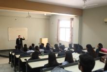 Understand Business Analytics and Discovering Exciting Careers