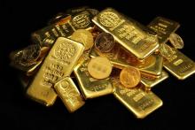 Stablecoin pegged to gold