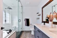 "Sanitaires Abidjan,  Accessoires de WC Abidjan, Baignoires et jacuzzis hydromassage Abidjan"