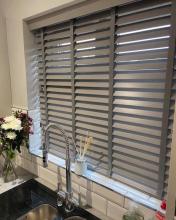 Sleek Venetian blinds design for contemporary interiors