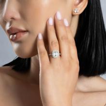 Bridal earrings Saudi Arabia, Custom engagement rings UAE, Exclusive pearl jewelry UAE