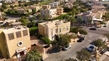 https://www.pexels.com/photo/aerial-view-of-luxury-villas-in-west-cairo-community-34823937/