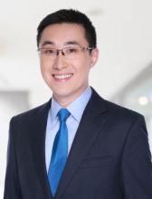 Senior Consultant Orthopaedic Specialist for sports and joint injuries.