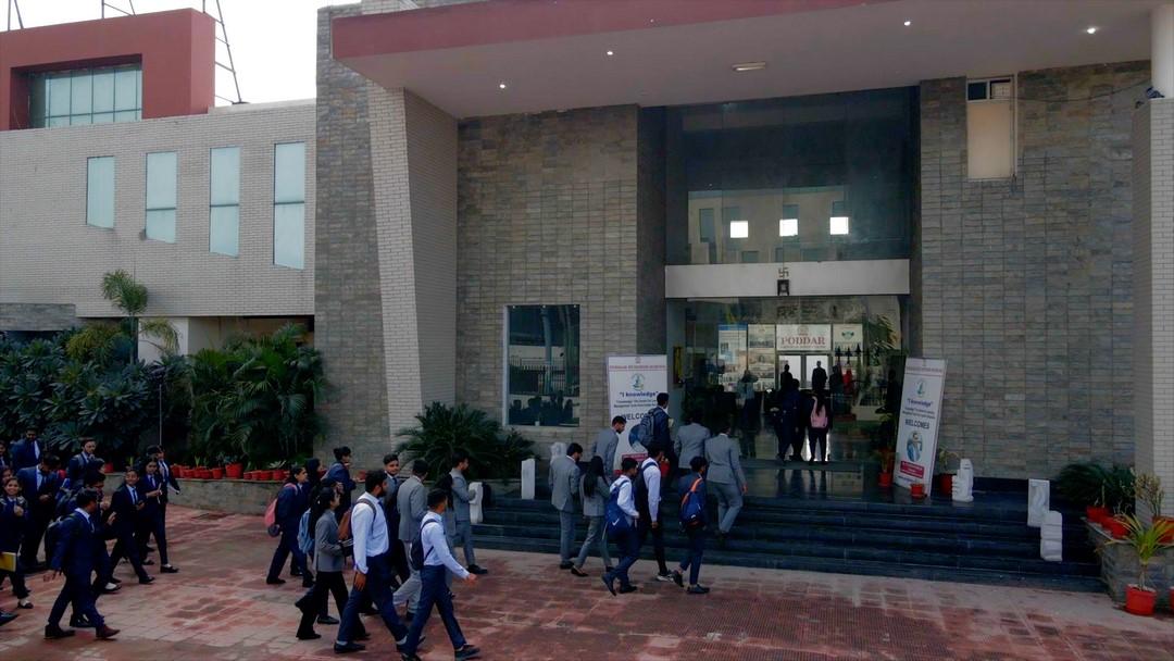 PGDM with Global Exposure at Poddar Business School
