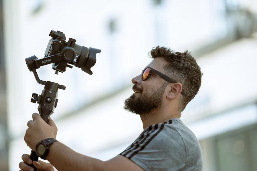Podcast service Doha, Film Crew Doha