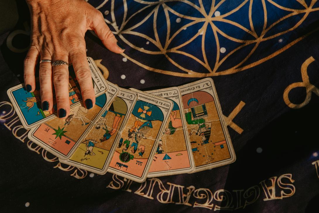 The Angel Healing – Transforming Lives Through Tarot, Healing, and Spiritual Guidance