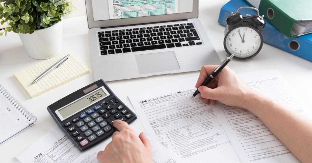  financial analysis and reporting 