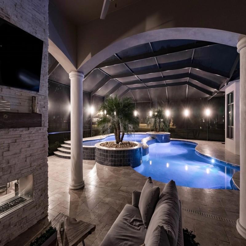 pool cage lighting