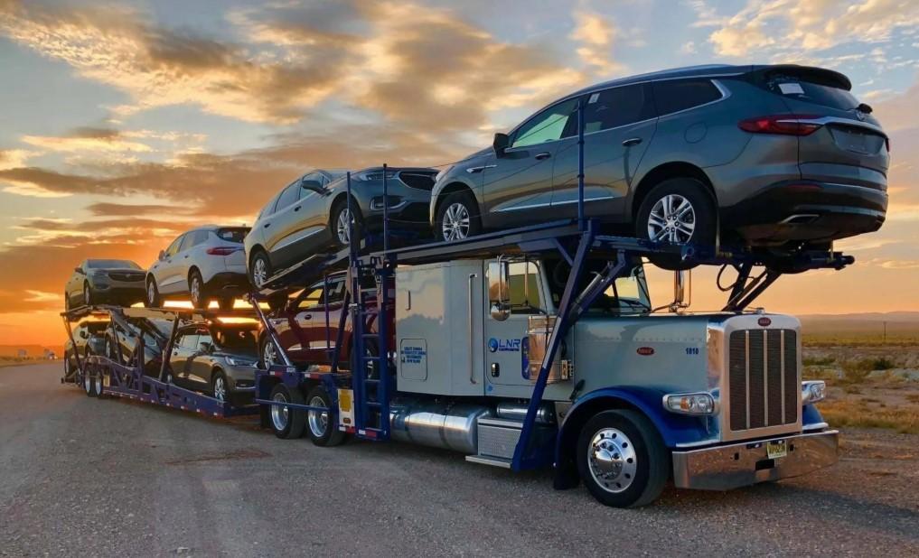  Enclosed car shipping in the USA 
