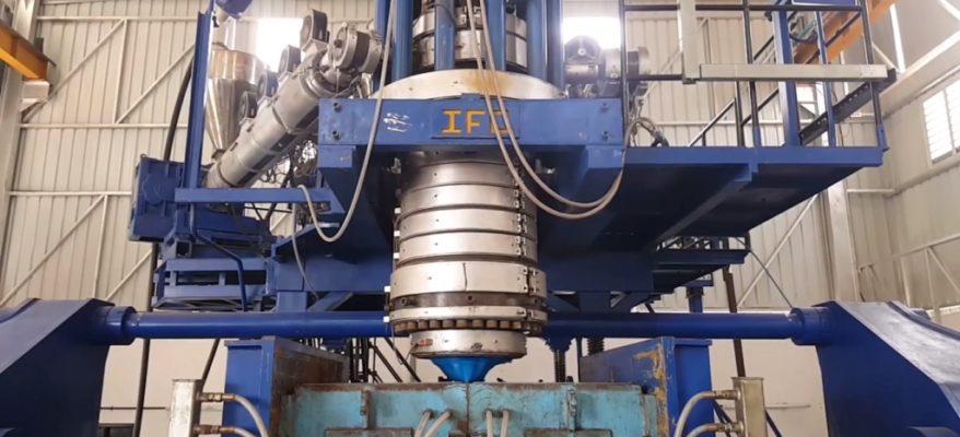 Blow moulding machine manufacturers India
