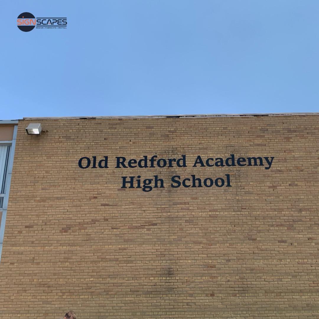 custom outdoor signage