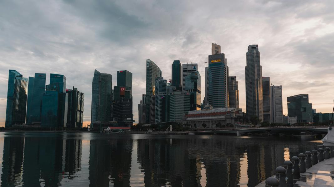  Singapore Honeymoon Tours Feel Different at Night