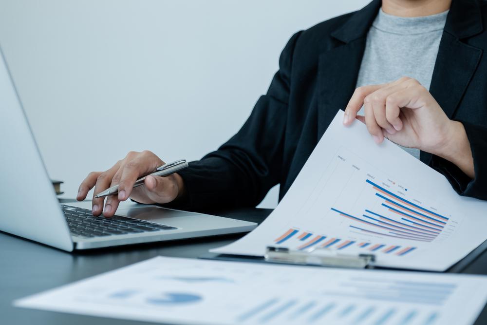 canadian stocks to buy today 